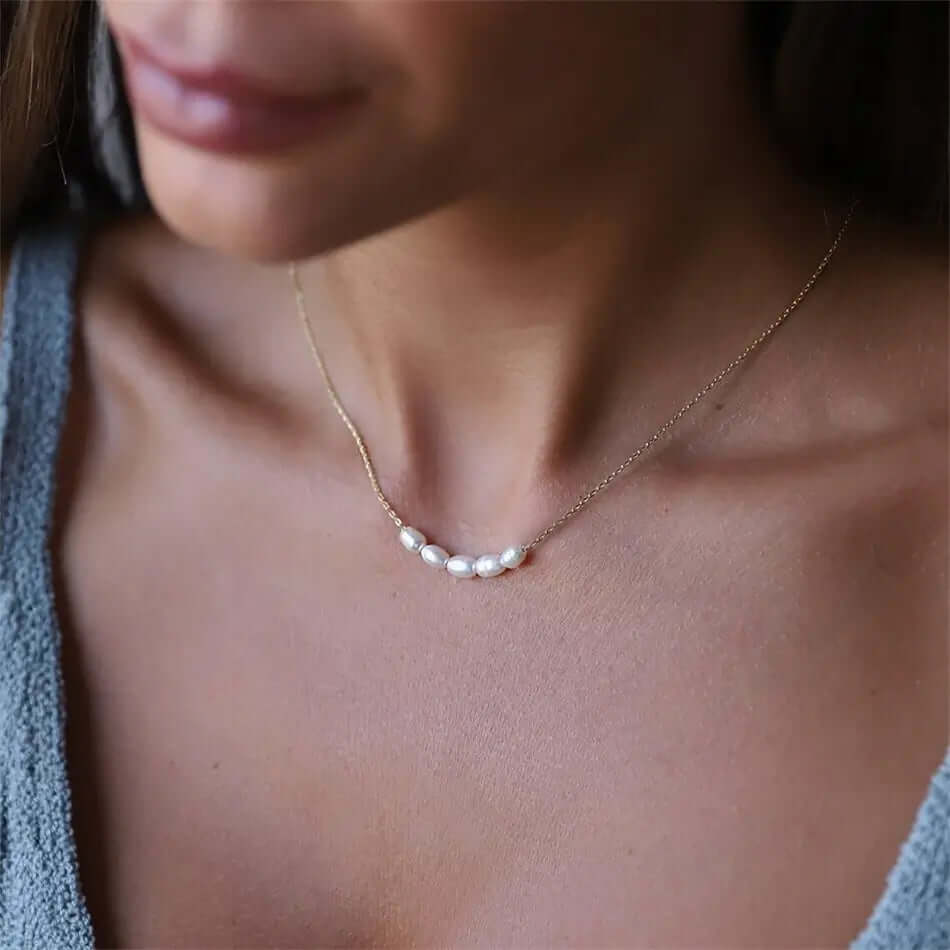 Closenecklace