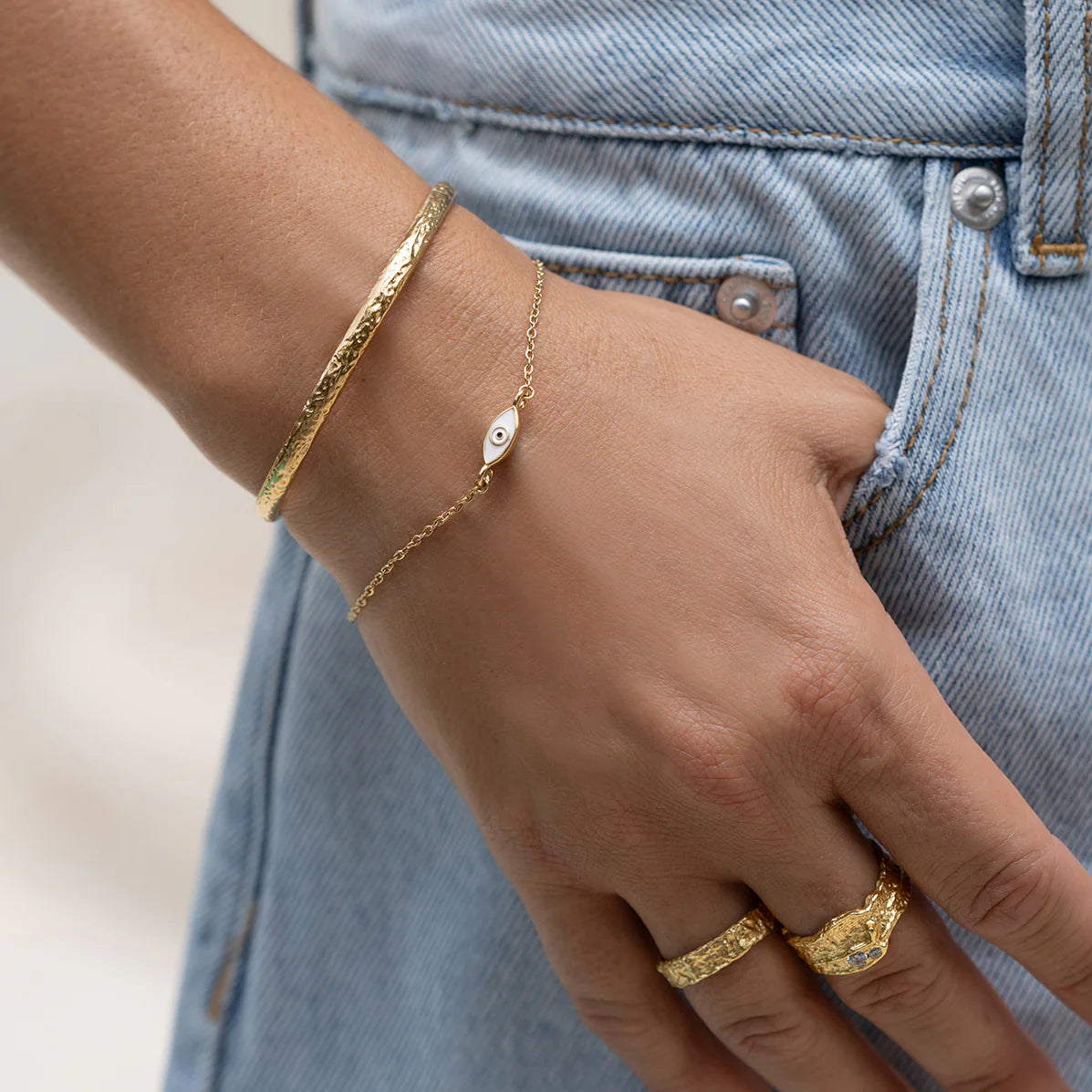 Cosmos Bracelet Vanilla 3