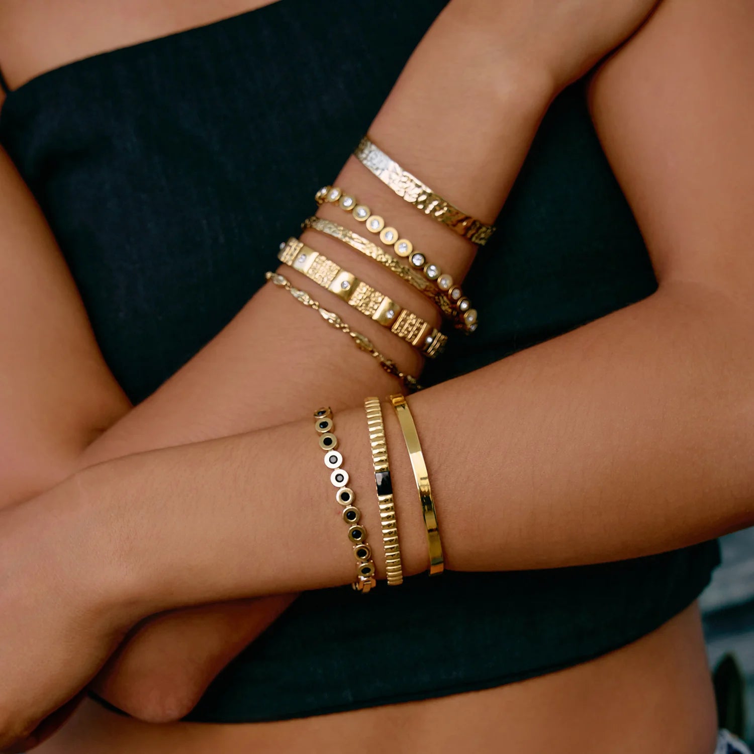 Maeve Gold Bracelet Black 3