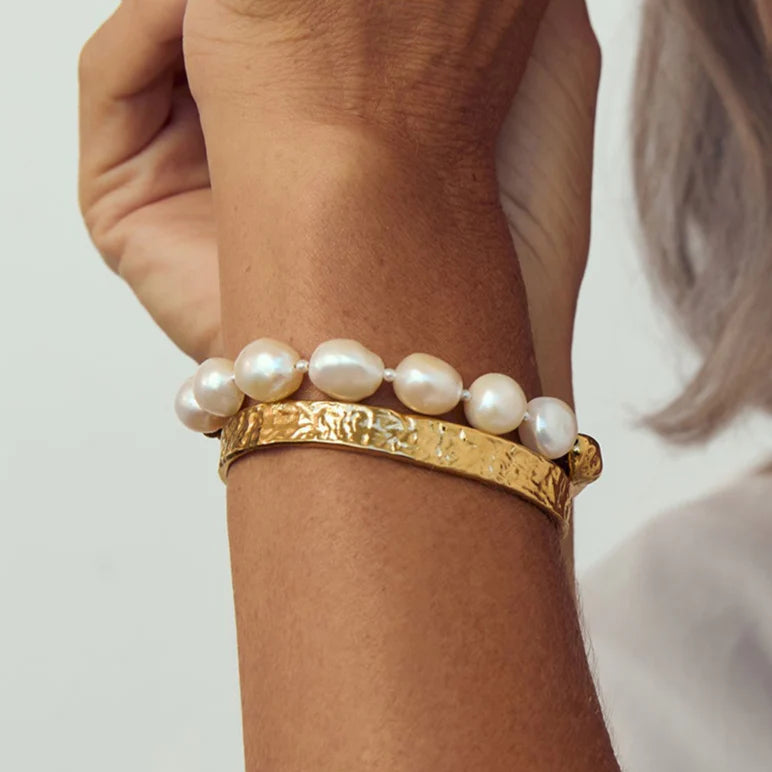 Olivia Gold Cuff Bracelet 3