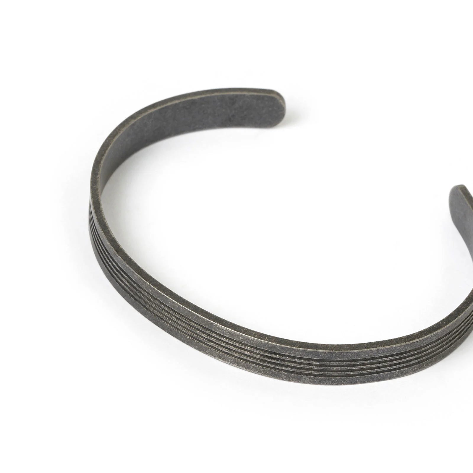 Tasman Cuff Bracelet - Black-7