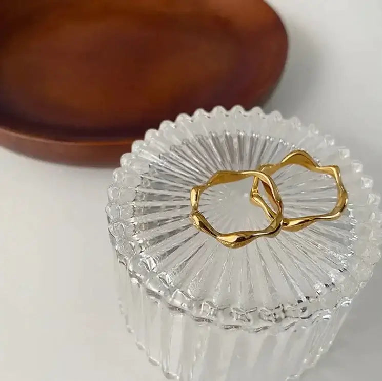 Gold Wave Band Ring