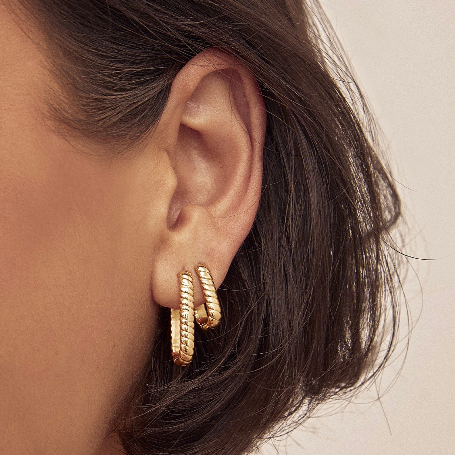 Elisa Gold Earrings 2