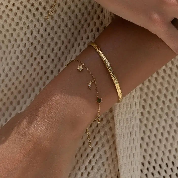 moondust-gold-charm-bracelet-3