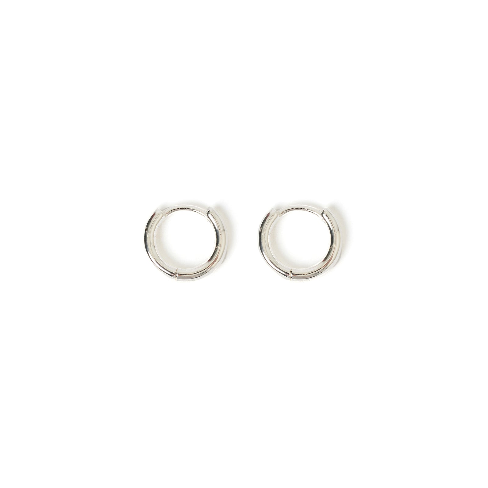 Shia Silver Huggie Earrings