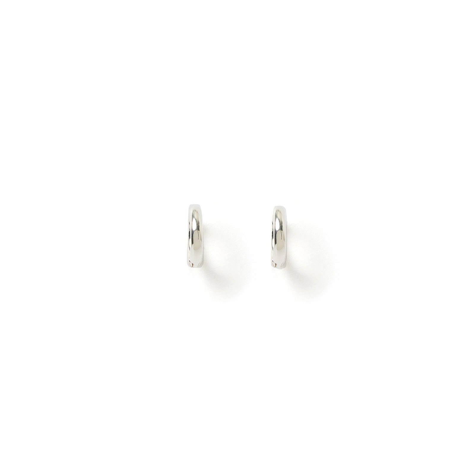 Shia Silver Huggie Earrings 4