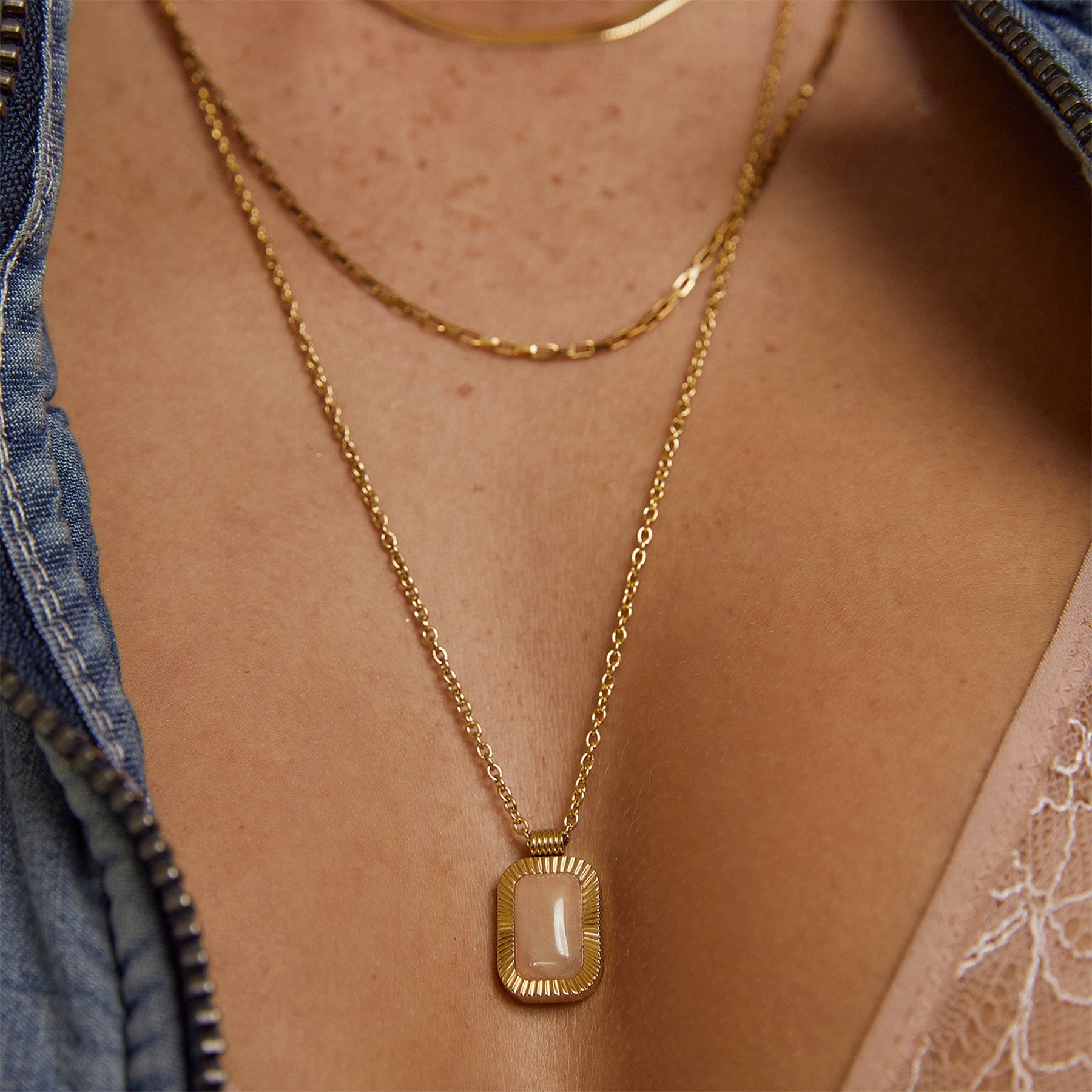 Teo Gold Necklace - Rose 4
