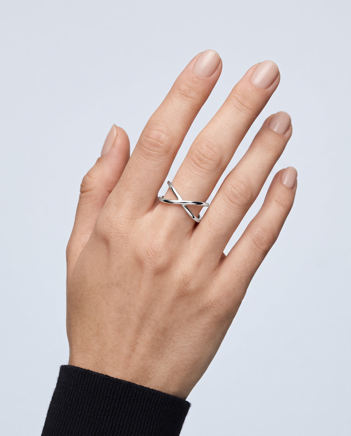 Kiss X Ring - on model