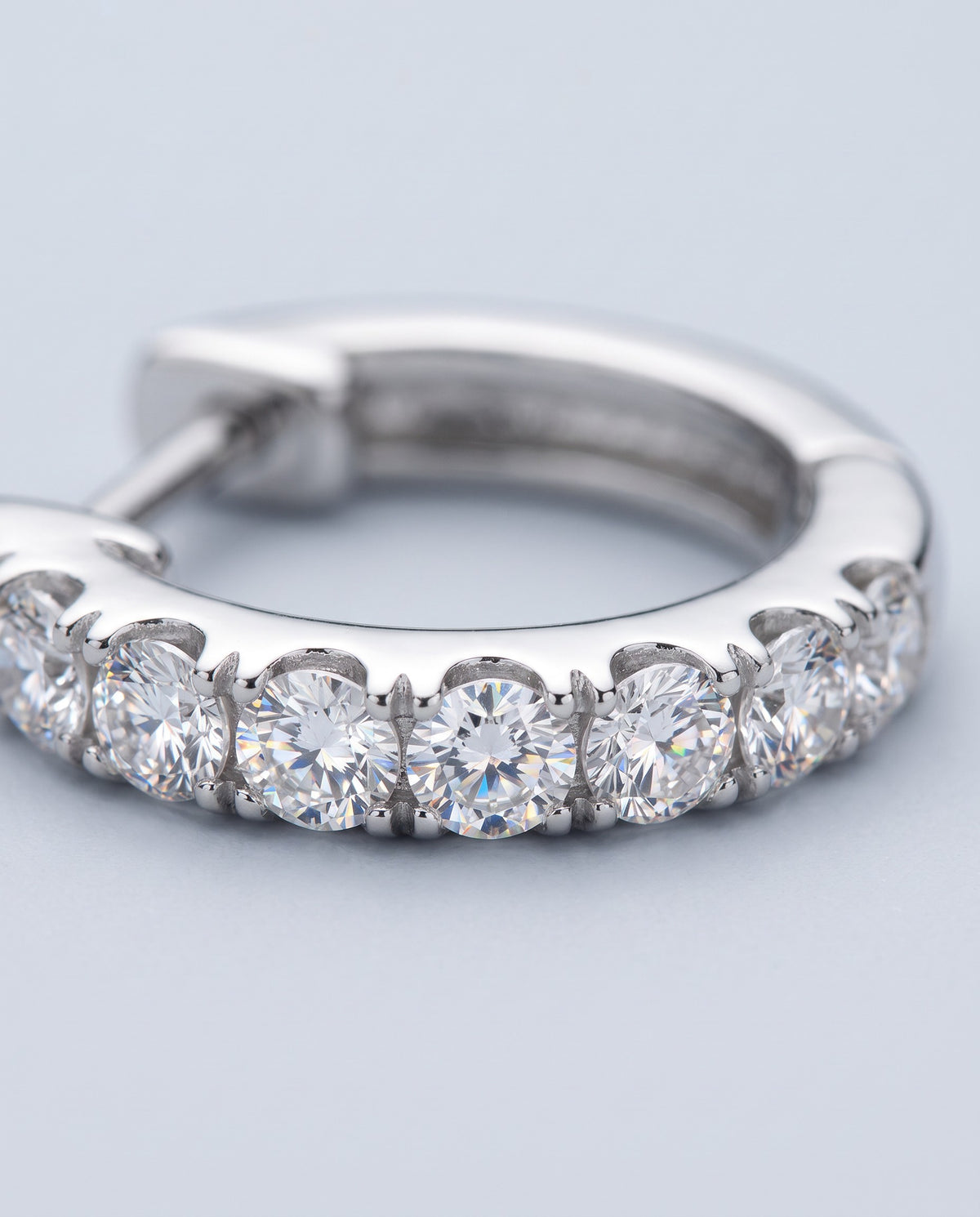 Tier Small Stackable Hoop Earrings - detail