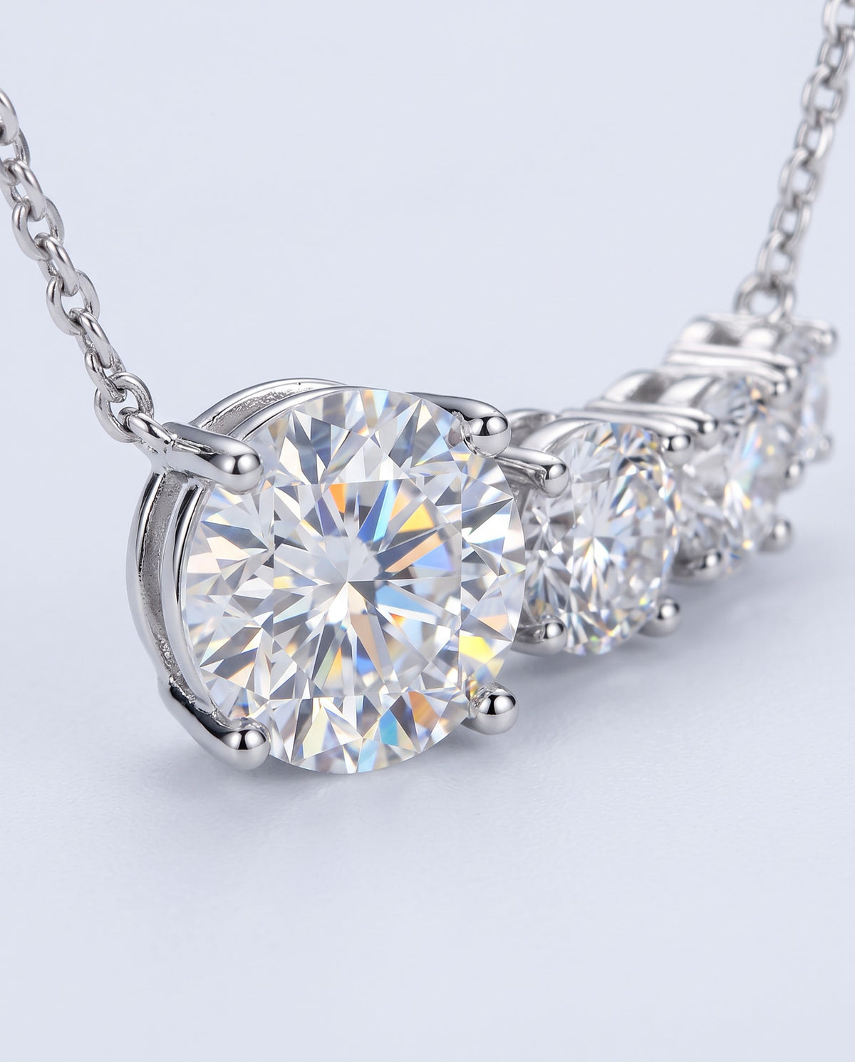 Vow Moissanite Pendant Necklace - detail