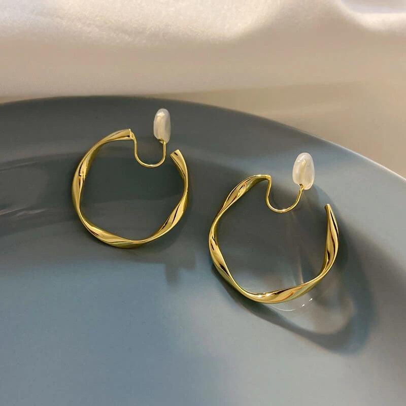 Geometric gold hoop earrings