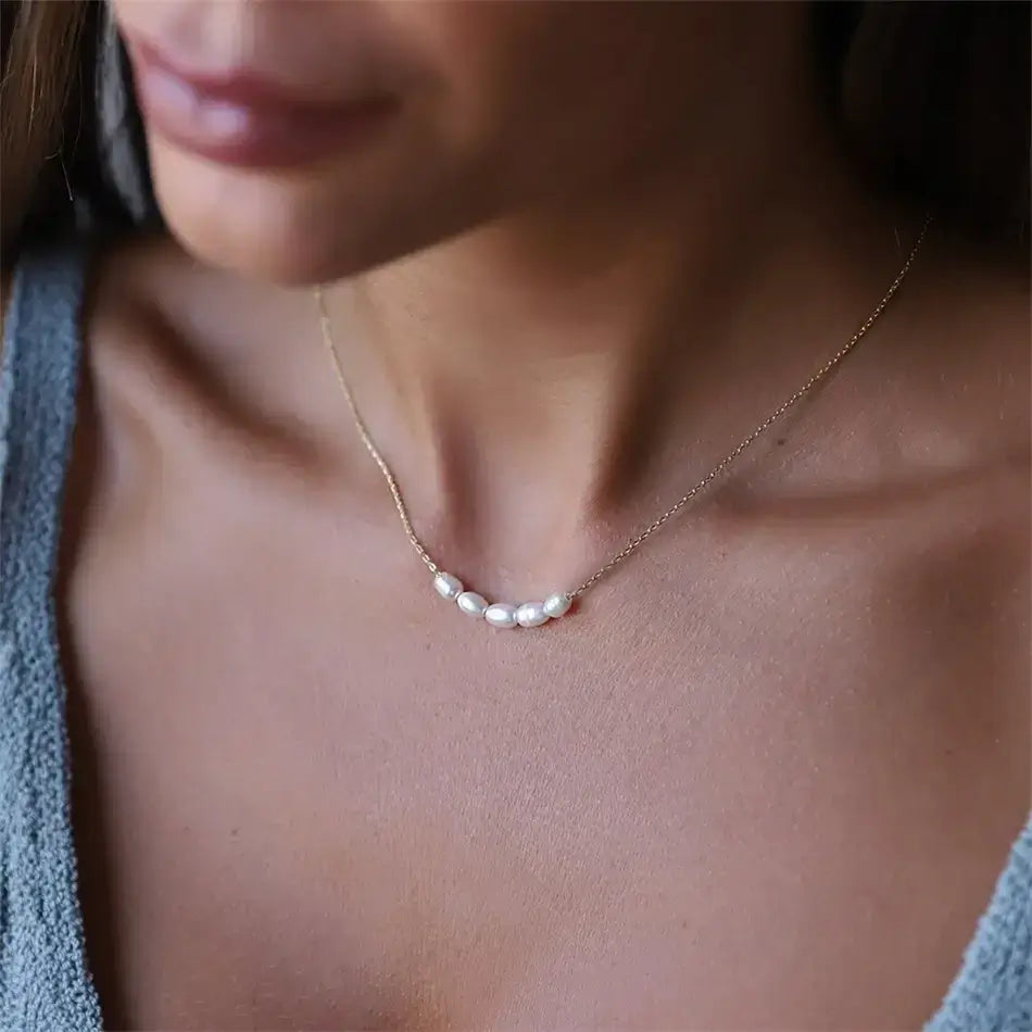 Model wearing freshwater pearl necklace