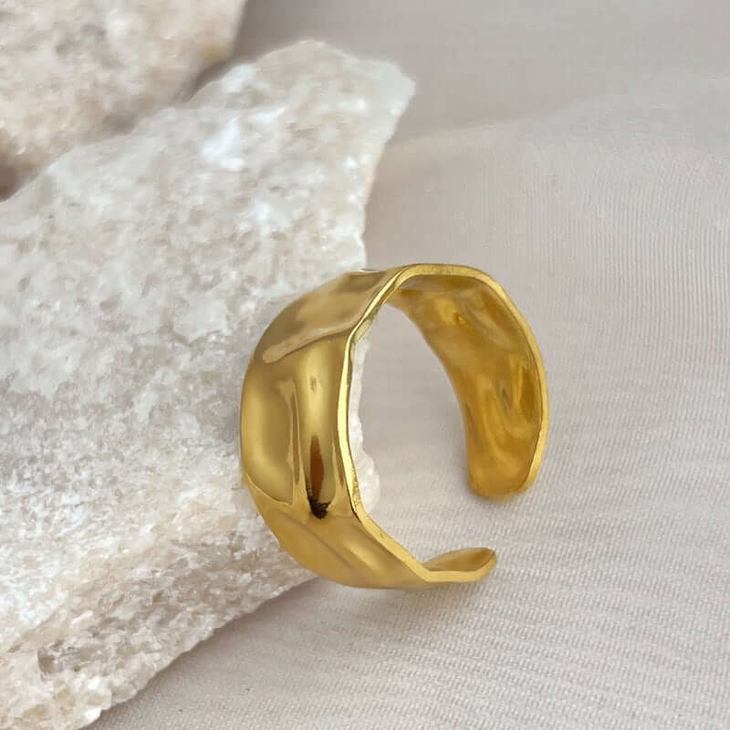 Gold foil texture ring