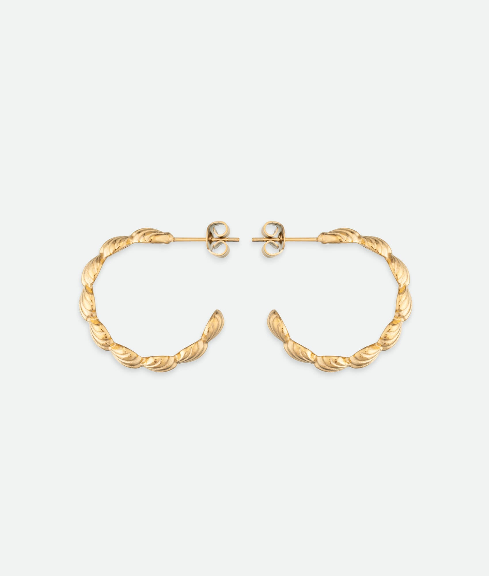 Seashell hoop Earrings gold
