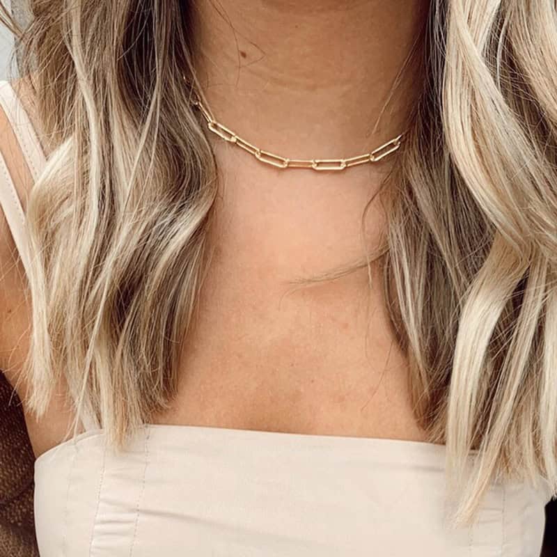 Model wearing Gold Paperclip Chain Necklace