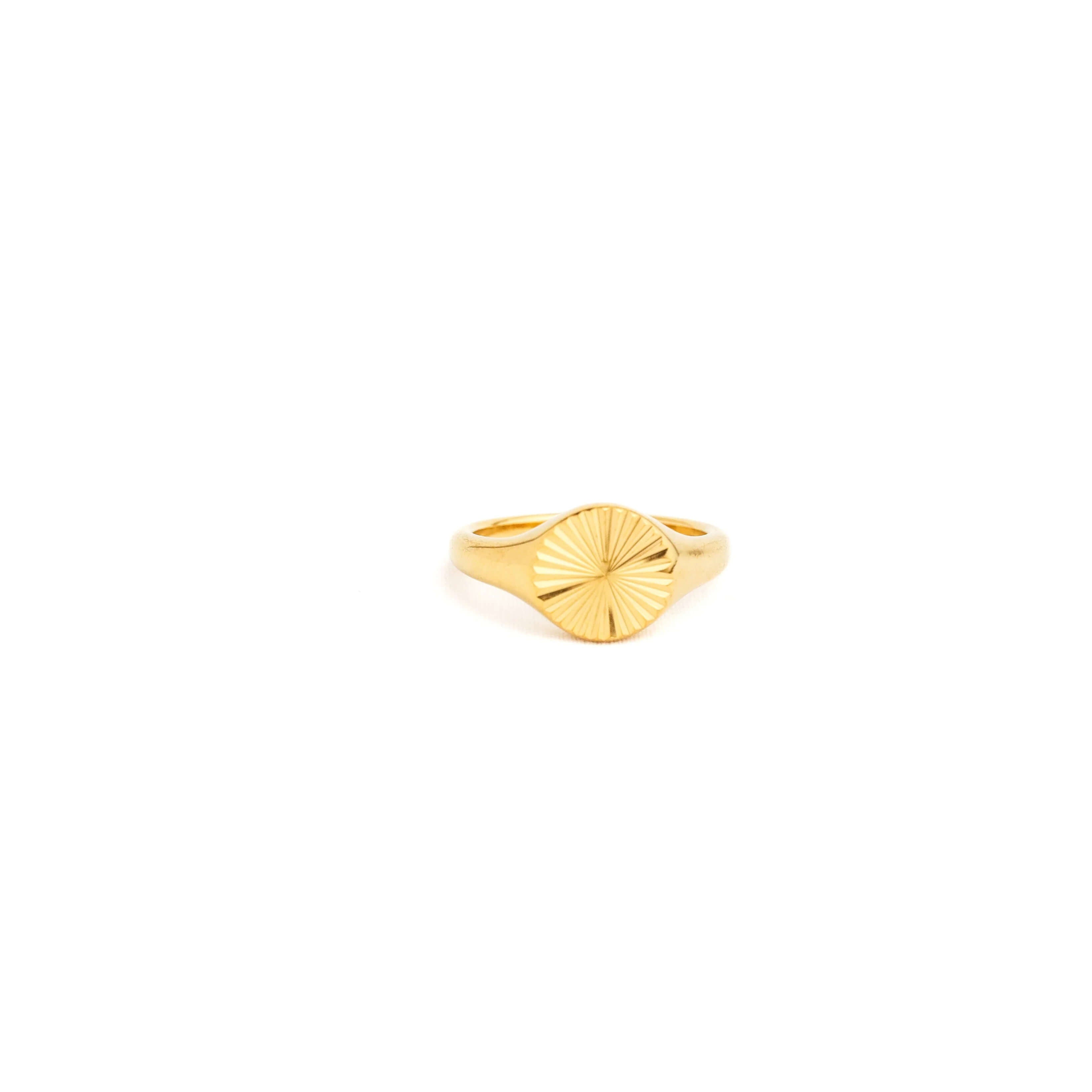 Sun signet ring gold