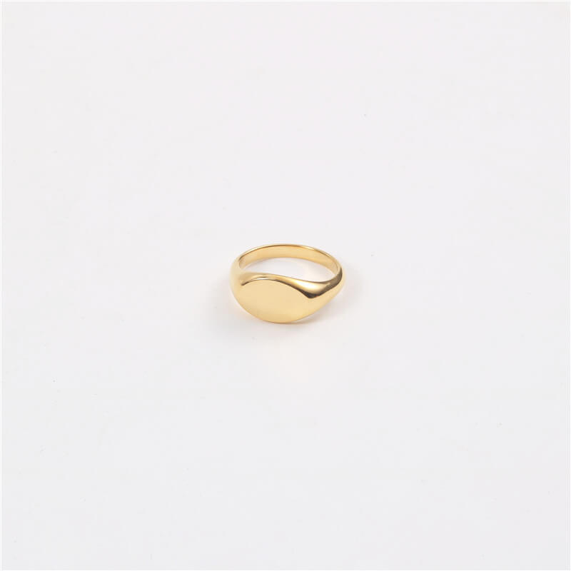 Gold Plain Signet Ring