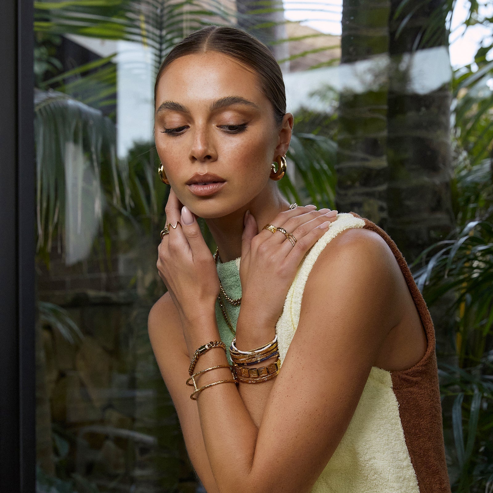 Bella Gold Hoop Earrings 3