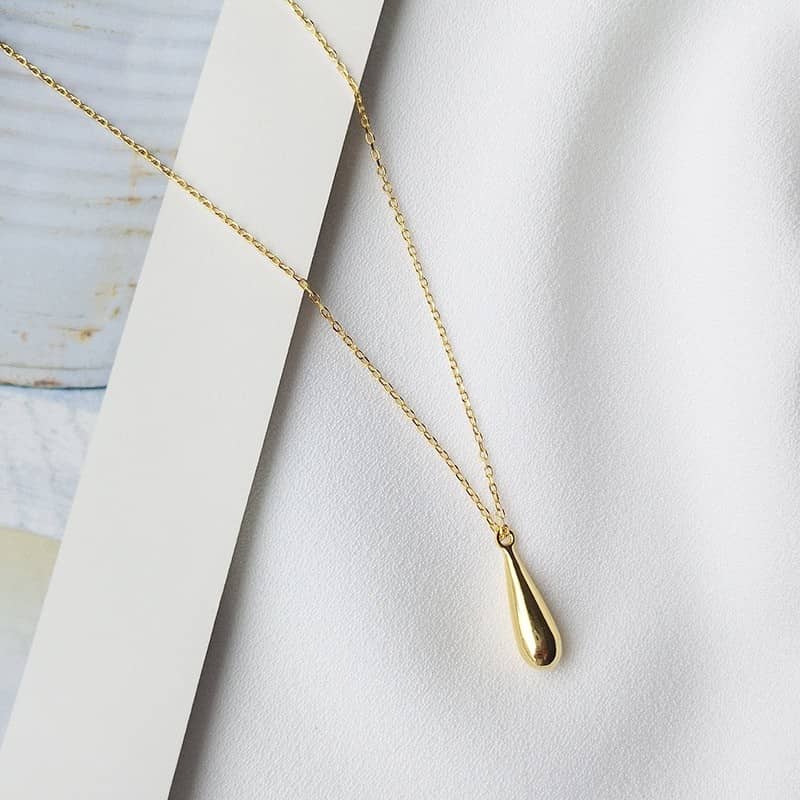 Long Gold waterdrop Necklace