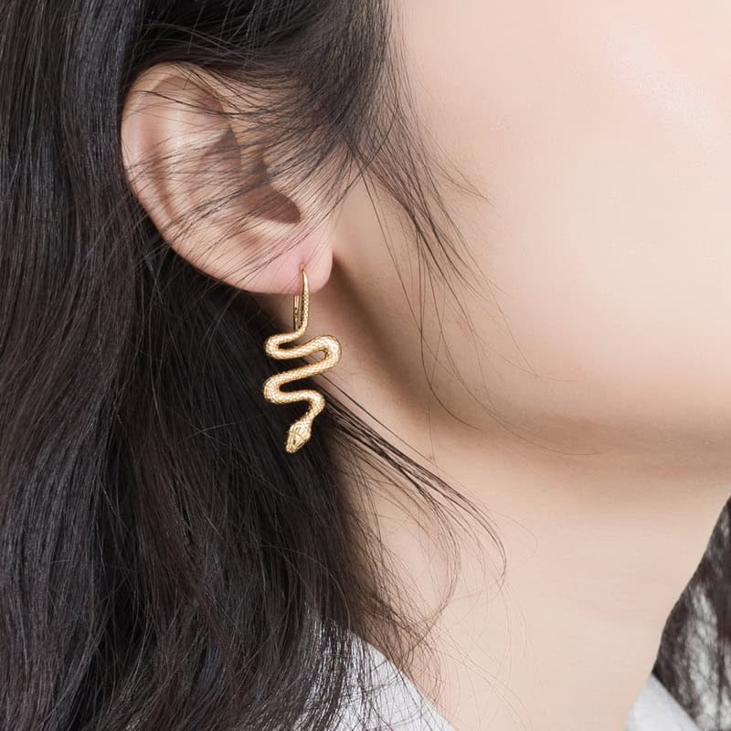 Gold Snake Ear Hook