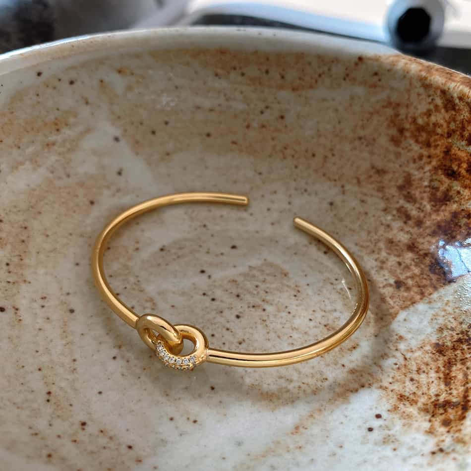 Interlocked Open Cuff Bracelet Gold