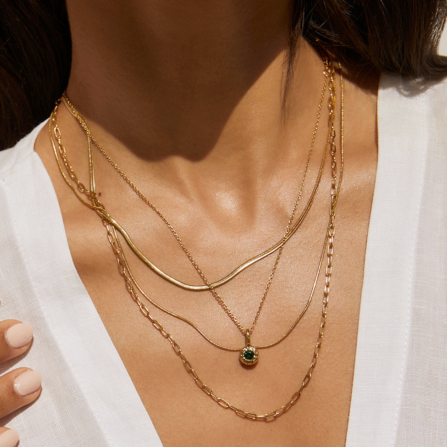 Louie Gold Necklace 2