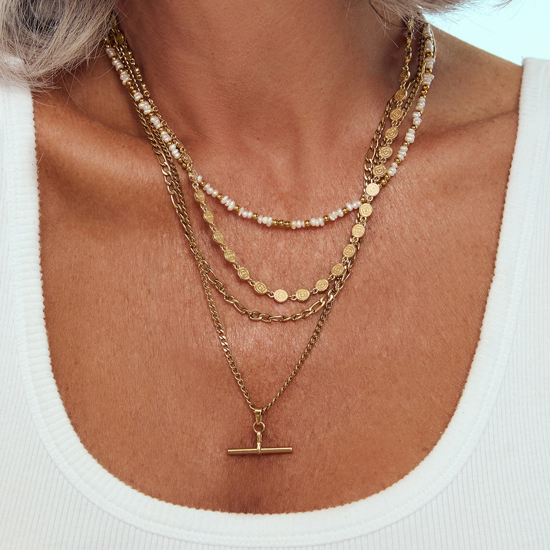 Lucia Pearl and Gold Necklace 3