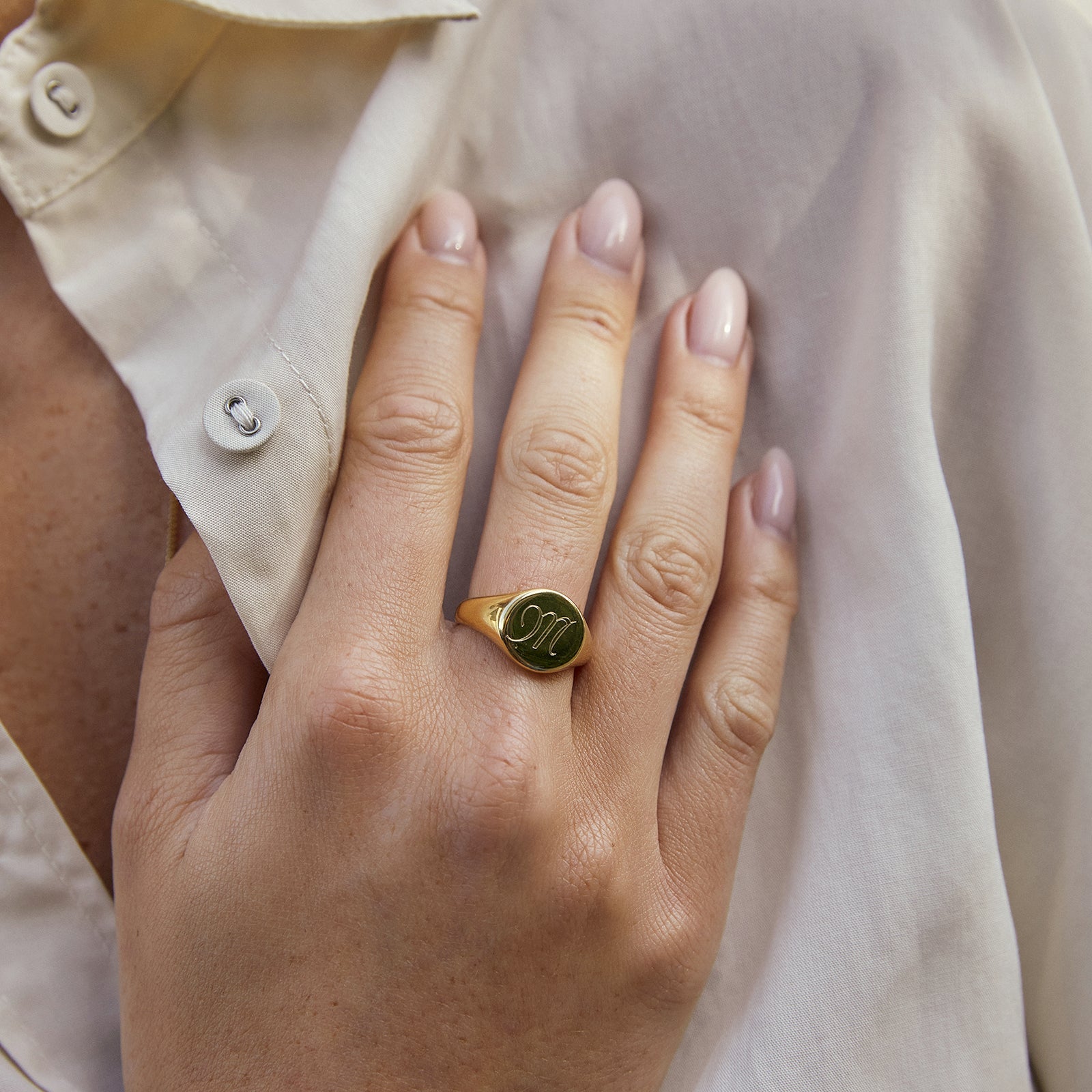 Miro Gold Signet Ring 2