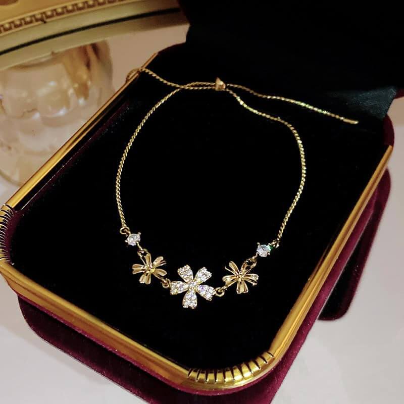 Gold Flower Zircon Bracelet