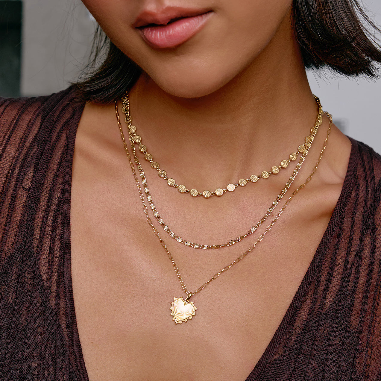 Queen Of Hearts Gold Necklace 2
