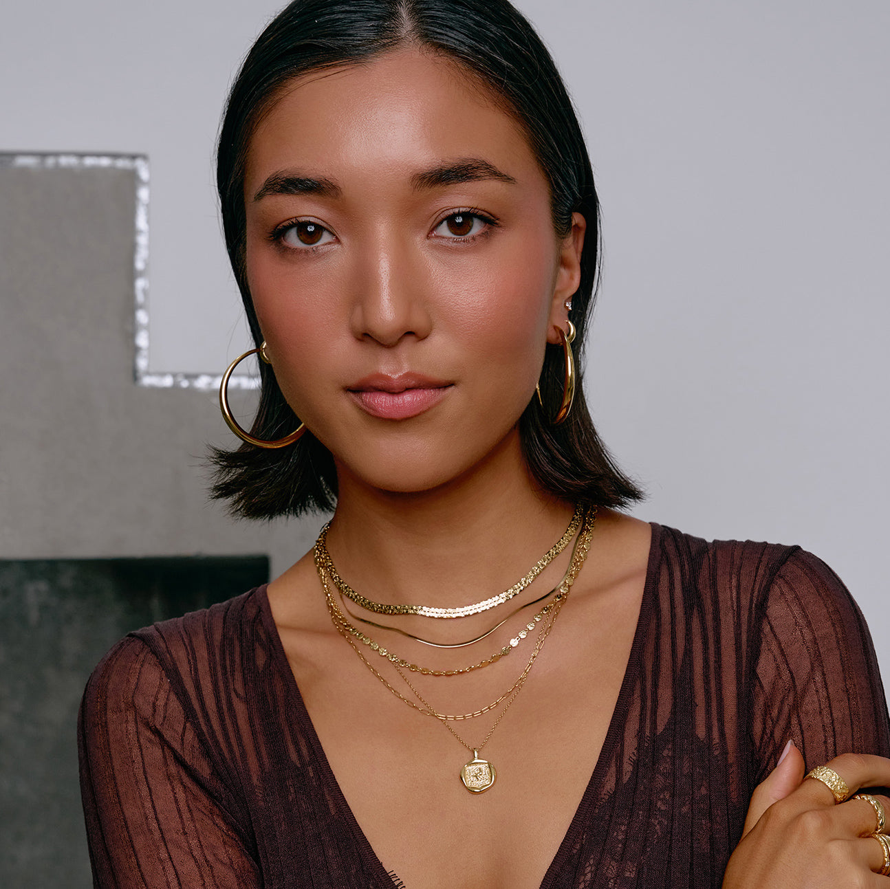 Riley Gold Hoop Earrings - Large 2