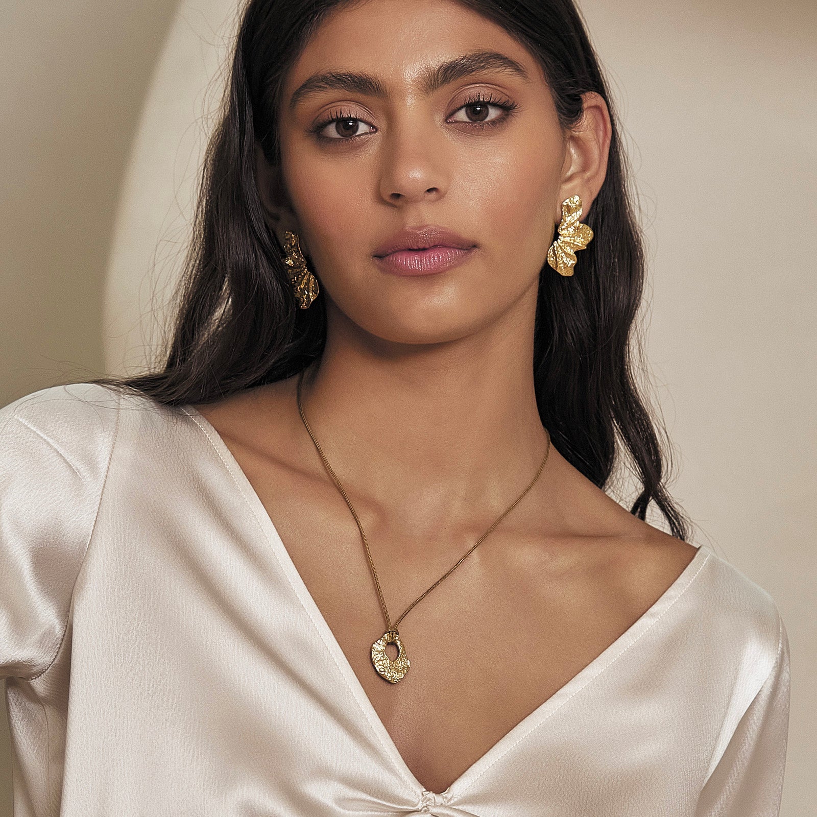 Stassia Gold Earrings 4