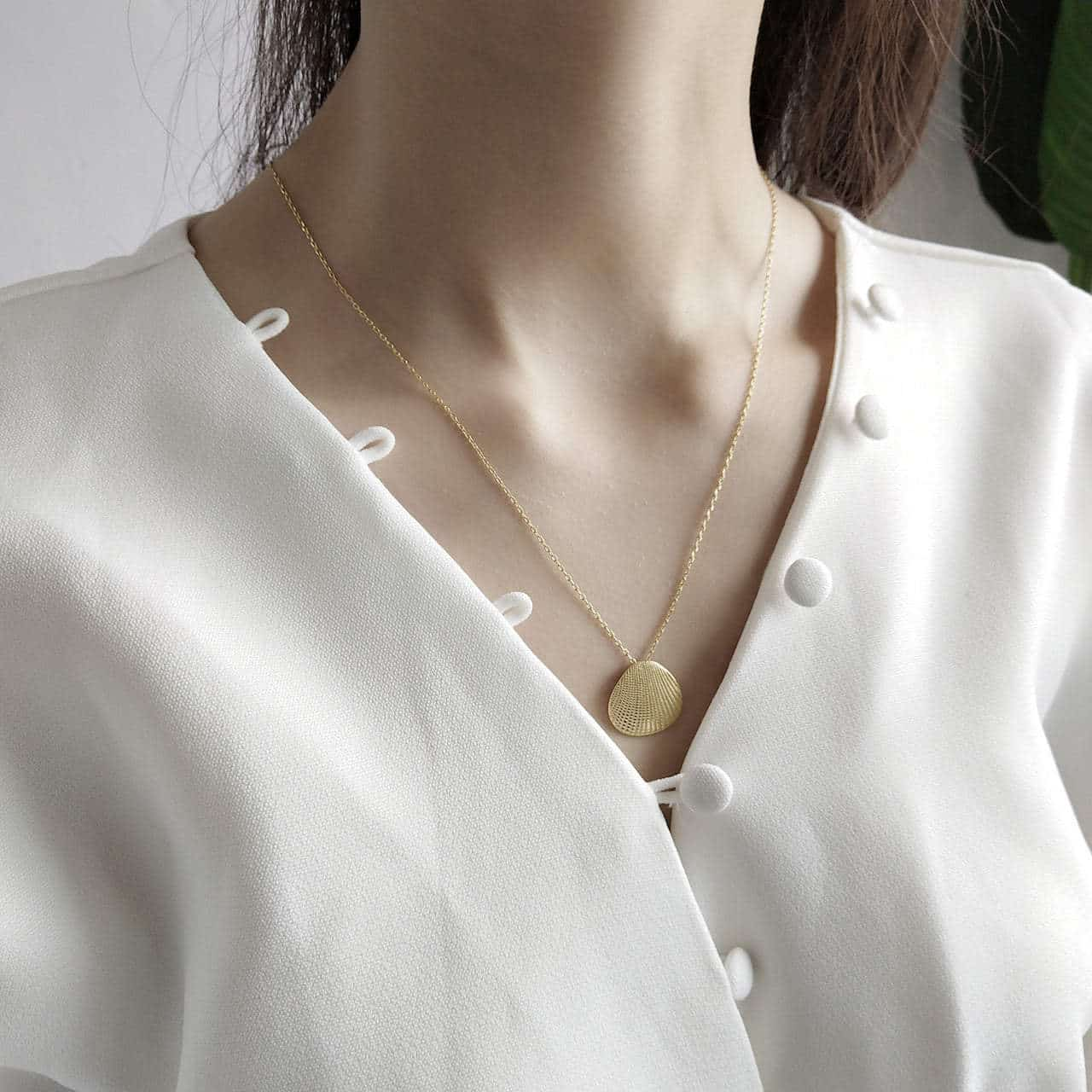 Gold Shell Pendant Necklace