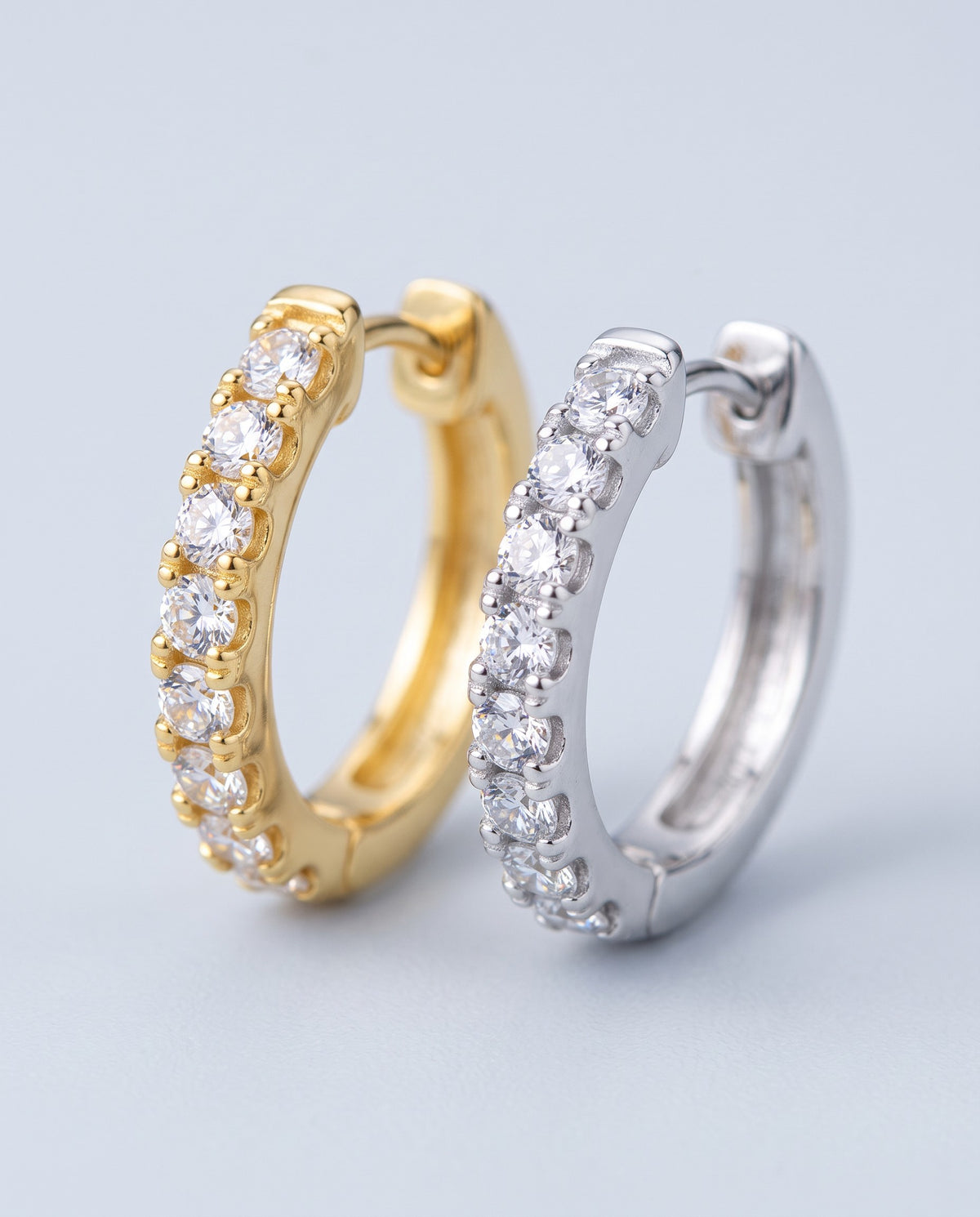 Aura Moissanite Hoop Earrings - detail