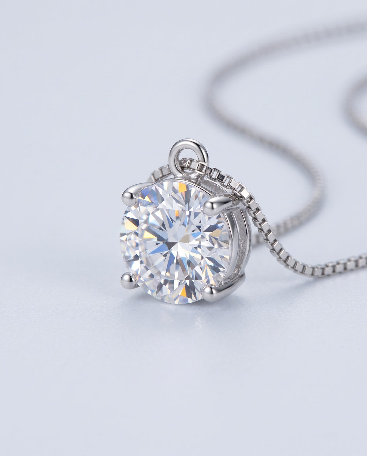 Azure Blue Moissanite Pendant Necklace - detail