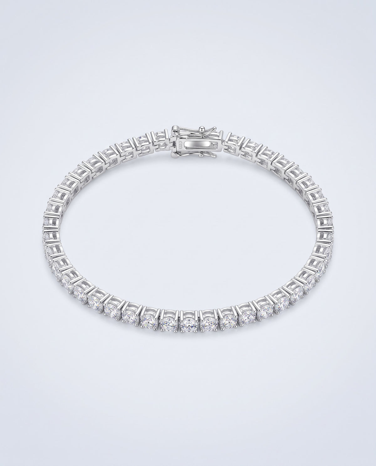 Line Moissanite Tennis Bracelet - packshot