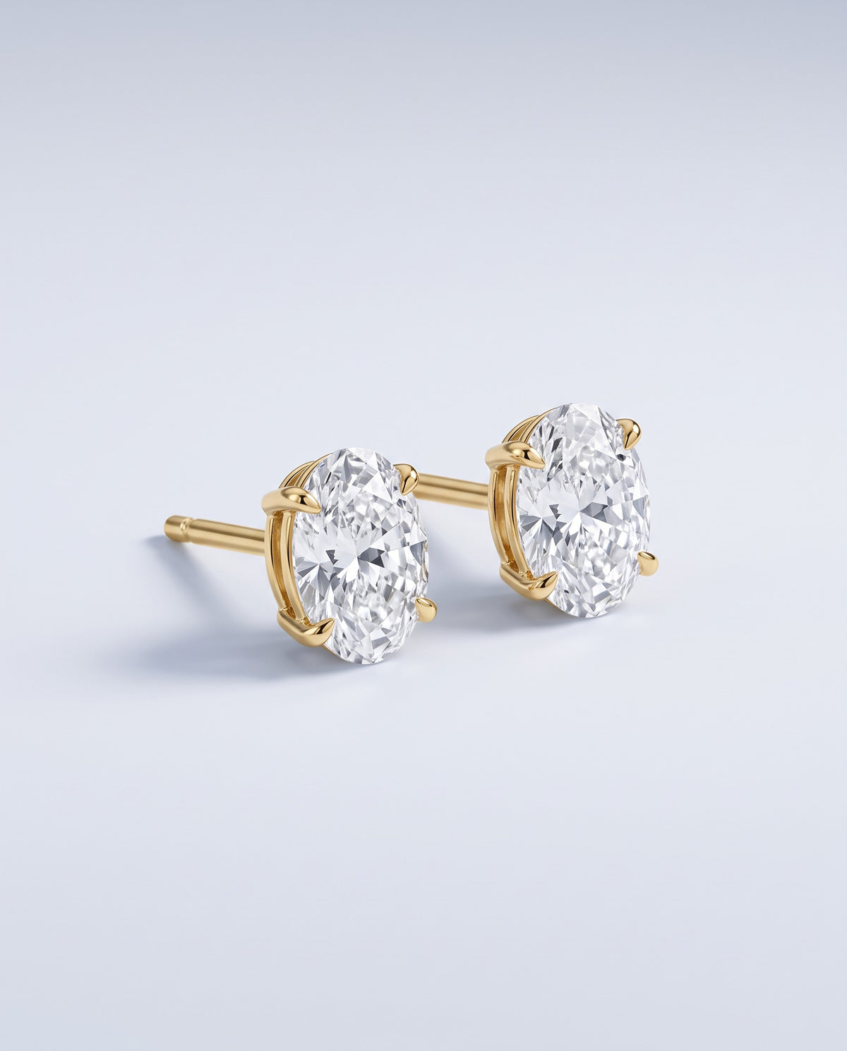 Ovale Oval Moissanite Stud Earrings - angle