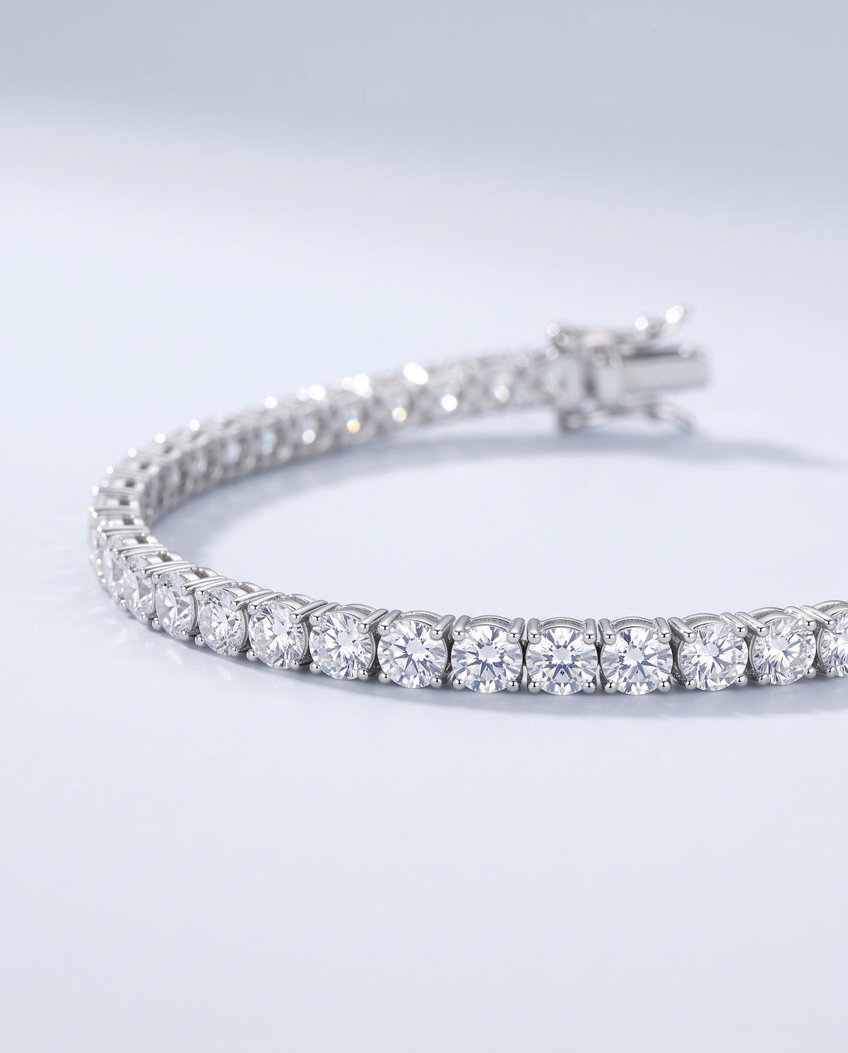 Ripple Moissanite Tennis Bracelet - angle