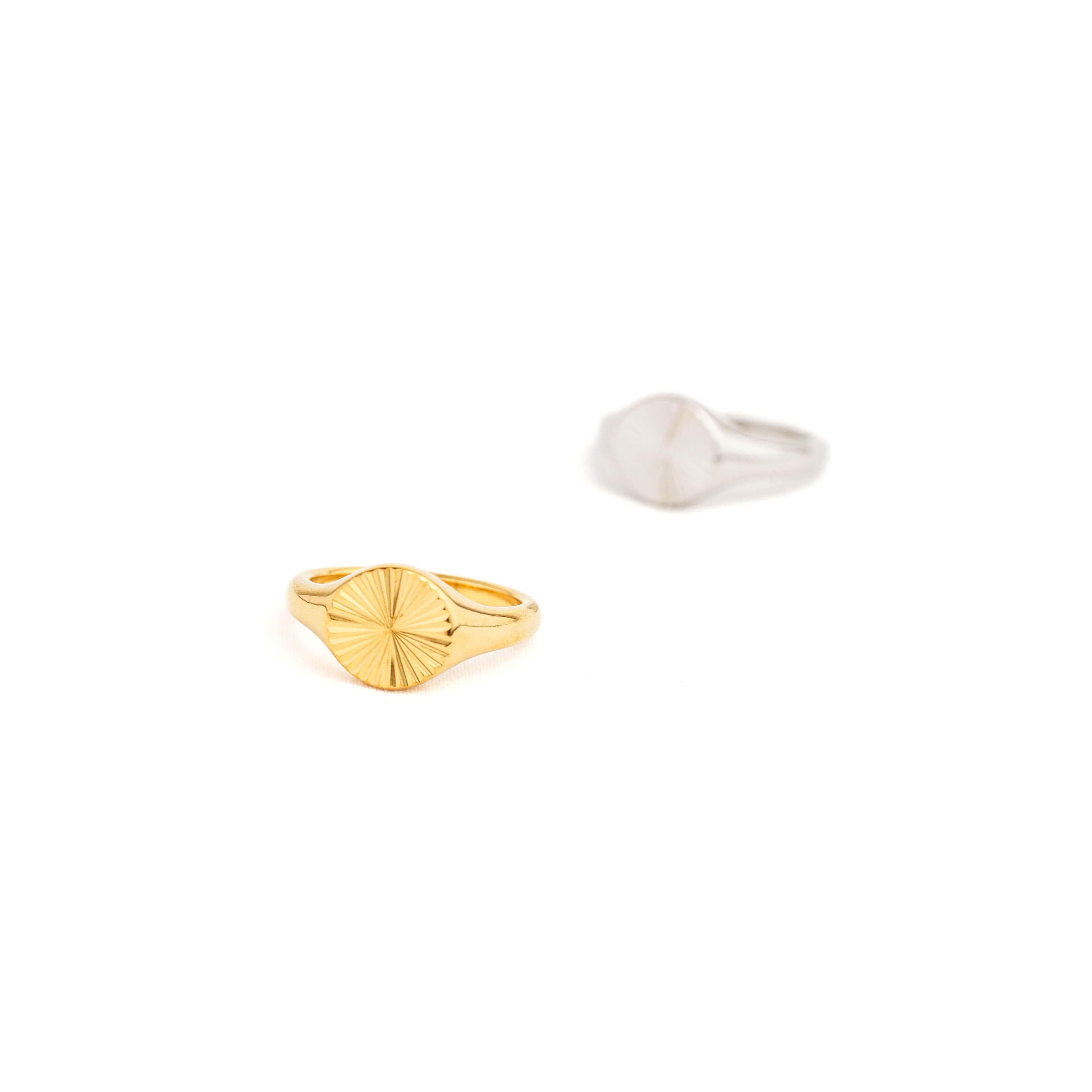 Sun signet ring gold silver